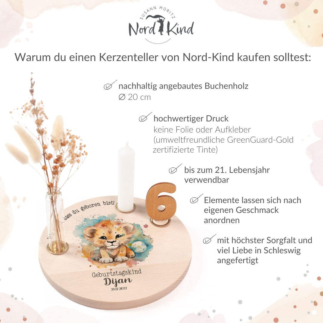 personalisierter Kerzenteller mit Kerze, Vase und Zahlen (Löwe 4)