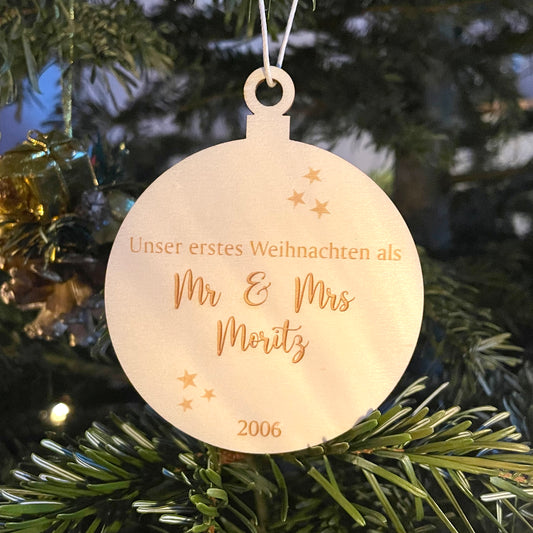 personalisierter Holz Anhänger | Mr & Mrs mit Namen und Jahr  | Weihnachtsbaumkugel | Christbaumanhänger  | erstes Weihnachten